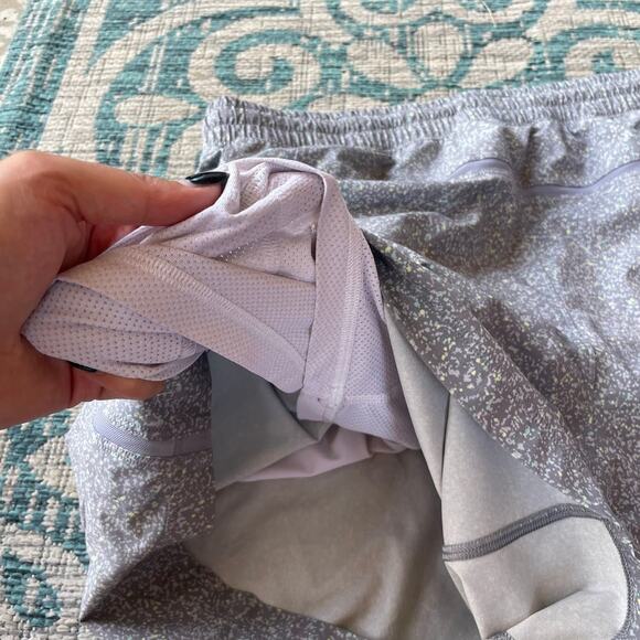 Lululemon Men's Pace Breaker Shorts 9'' Lined Speckle Gray Running - Picture 4 of 9